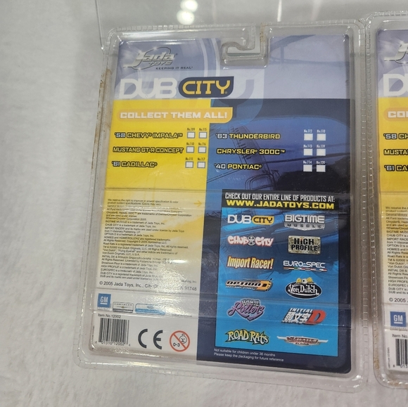 Red 61 Cadillac and Silver & Red 63 Thunderbird Die-Cast Toy Cars Set - Picture 2 of 5